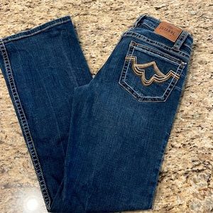 (Sold)Shyanne 27 Jeans. 27W x 32L EUC